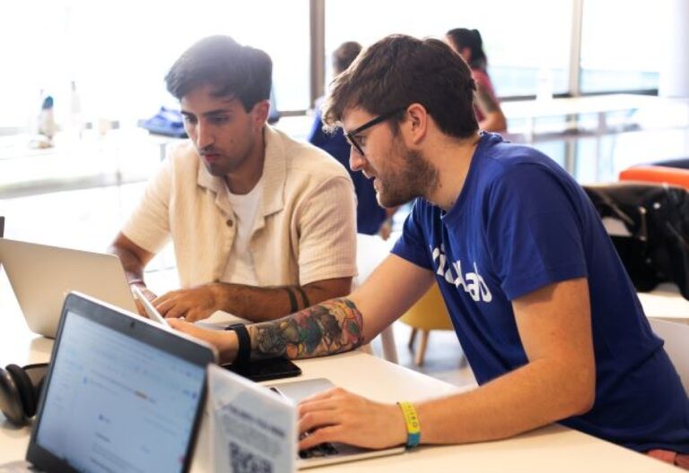 Uruguayan Startup Viaxlab Leverages Technology For Group Travel, Expands To Europe