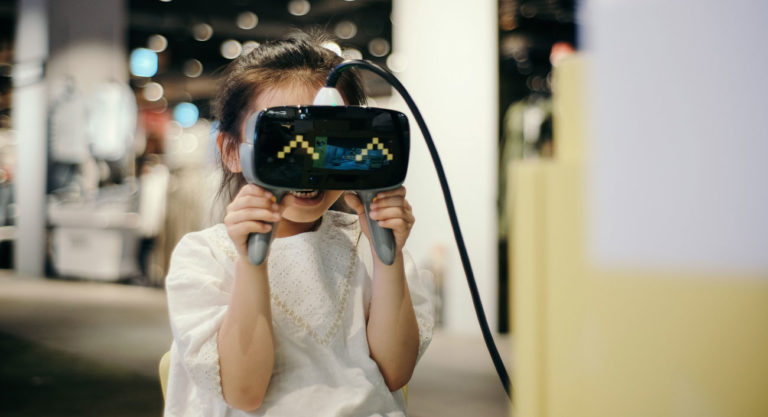 Lenovo Perú Y Crack The Code Patrocinan Competencia Educativa De Vr Para Niños