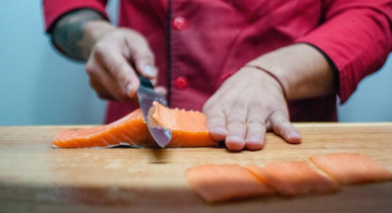 Bloqs4 Y Telsur Colaboran Para Introducir La Tecnología Blockchain A La Industria Del Salmón Chilena