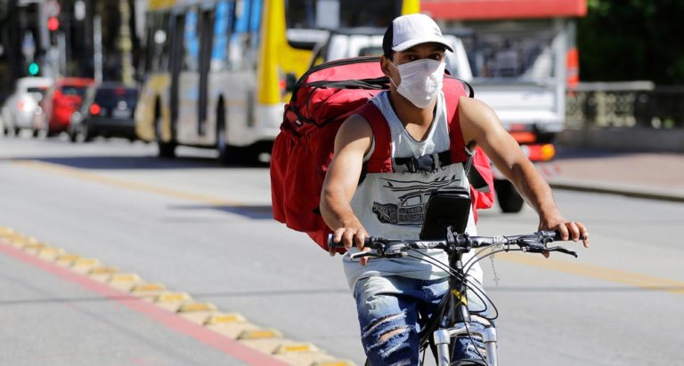 Ifood Le Suma Casi Us$400,000 A Propinas De Repartidores, Pero Las Cuentas No Salen