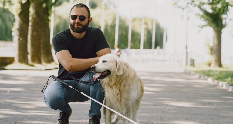 Strap Technologies Reemplaza Bastones Con Dispositivo Manos Libres Para Ciegos