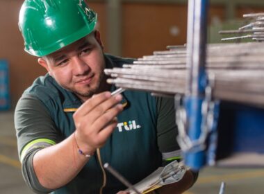 En 2020, un grupo de emprendedores fundó Tul, una startup con un objetivo: abastecer a las ferreterías con todos los productos que necesitan.