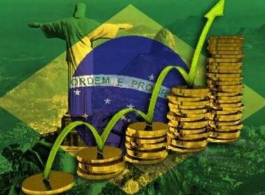 Astride specializes in tax advice for those interested in investing outside Brazil, offering its services digitally.