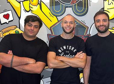 Morfy fue elegida por Platanus Ventures, un fondo de inversión chileno, para recibir USD$100,000, que utilizarán para expandirse en México.