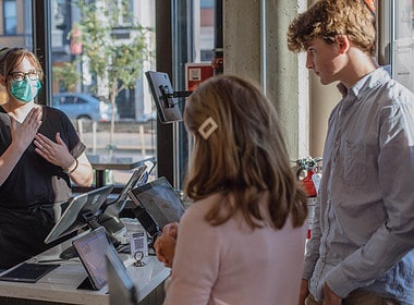 Yamillet Payano es una de las creadoras de Sign-Speak, una herramienta que ha desarrollado desde 2021 para traducir la lengua de señas.